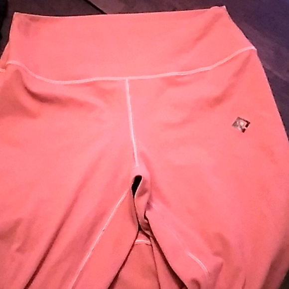 Pink jogging pants - Picture 4 of 4